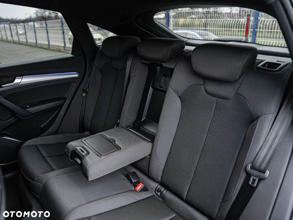 Audi Q5 Sportback 40 TDI quattro S tronic S line - 28