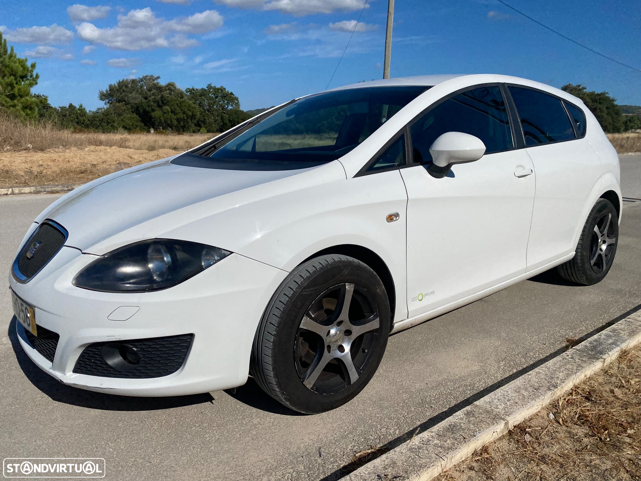SEAT Leon 1.6 TDI DPF E-Ecomotive Style Copa - 19