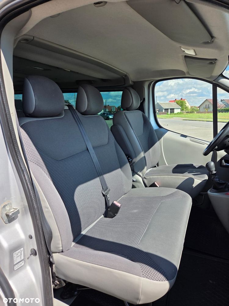 Opel Vivaro - 12