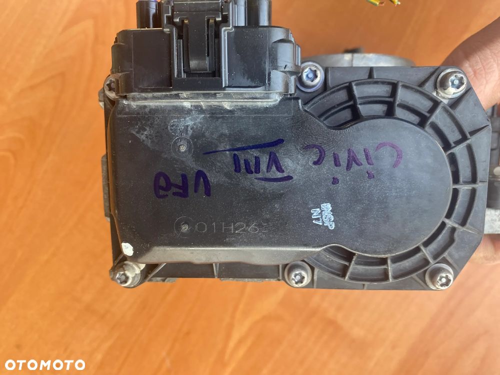 PRZEPUSTNICA HONDA CIVIC VIII UFO 084102 - 4