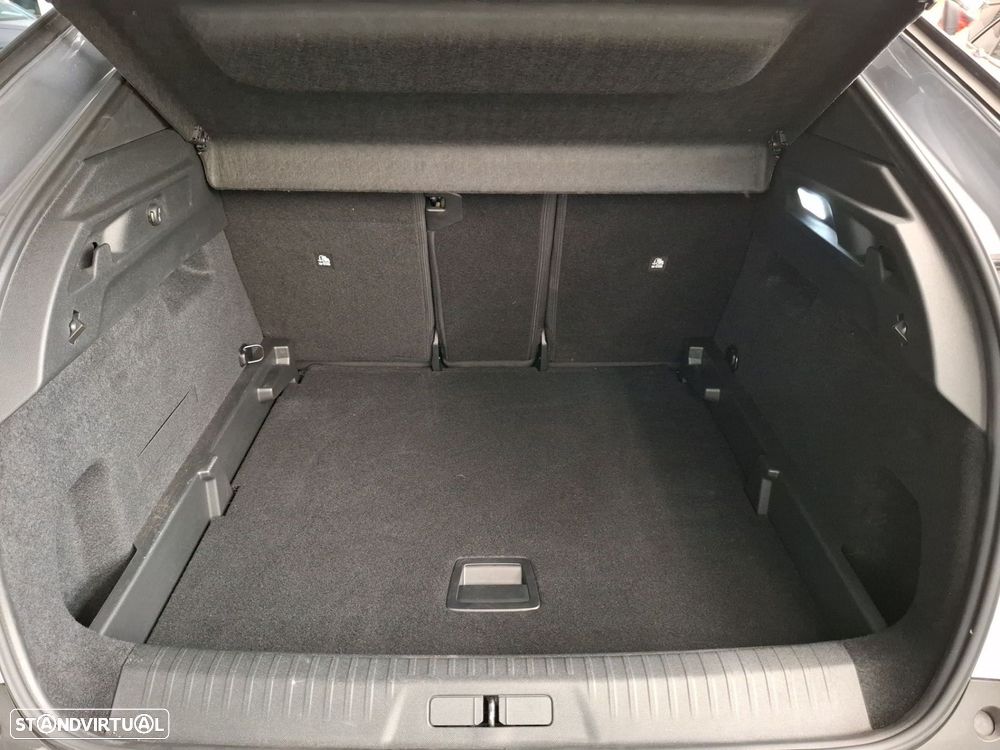 Peugeot 3008 1.2 Hybrid Allure e-DCS6 - 7