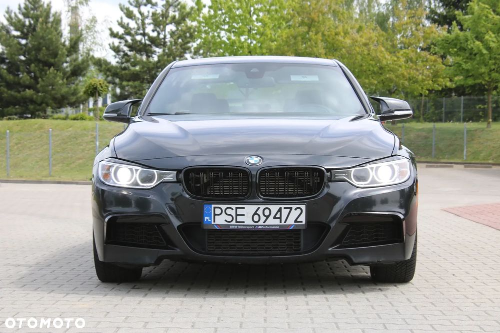 BMW Seria 3 335xi - 19