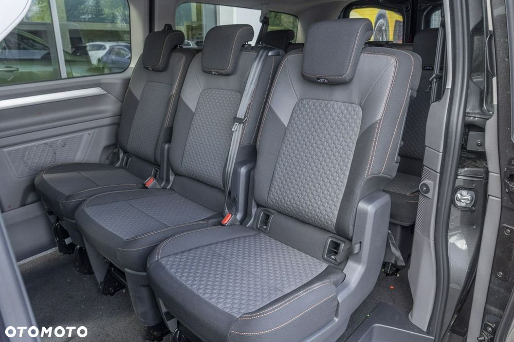 Volkswagen Caravelle - 19