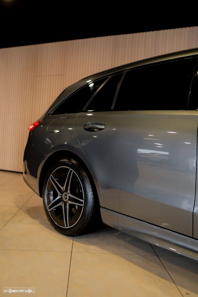 Mercedes-Benz C 300 e AMG Line - 8