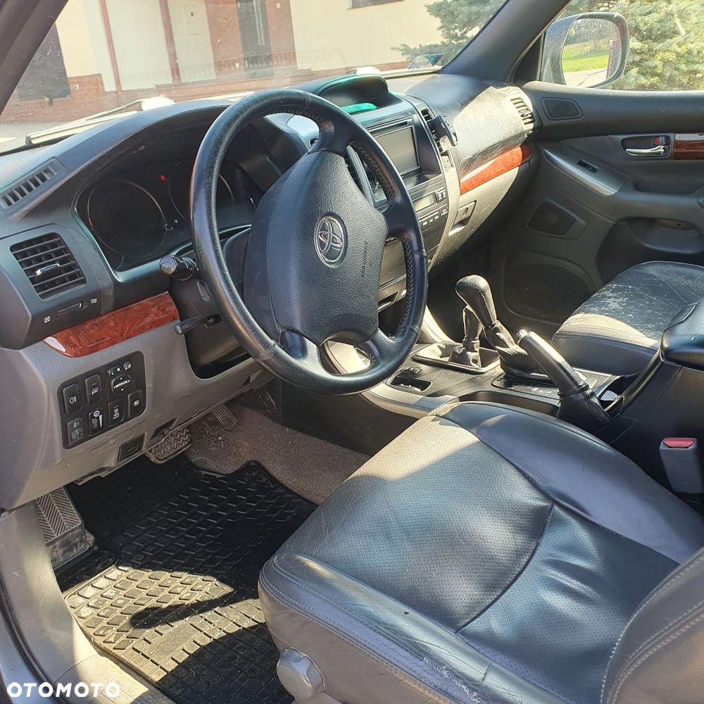Toyota Land Cruiser 3.0 D Sol - 8