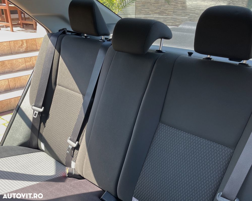 Toyota Corolla 1.33 Dual VVT-i Terra - 10