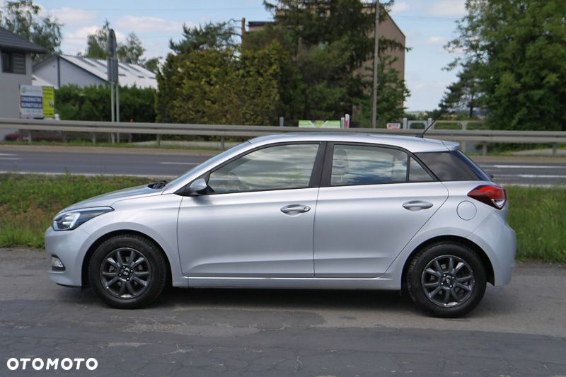 Hyundai i20 1.2 Passion Plus - 6