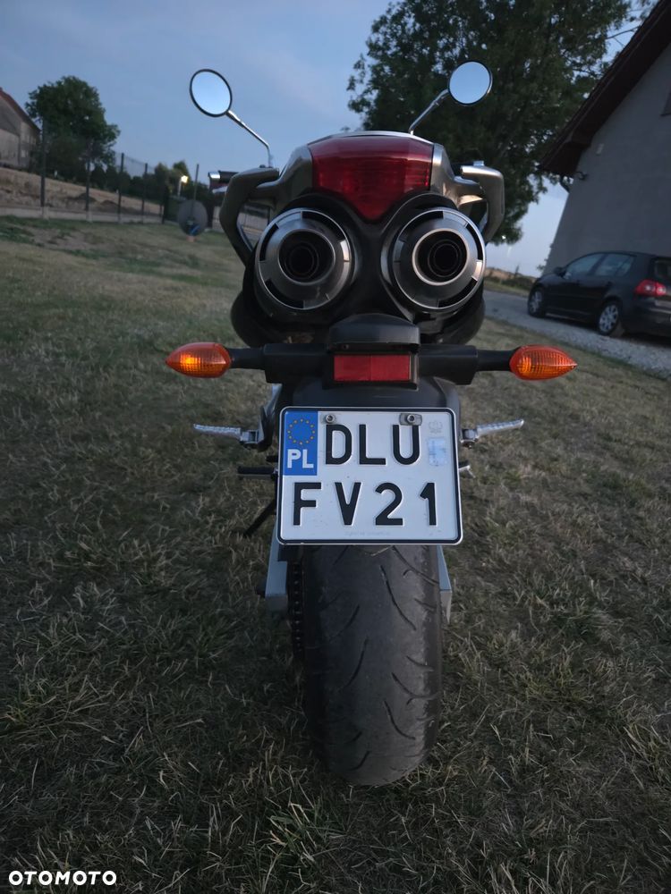Yamaha FZ6 - 8