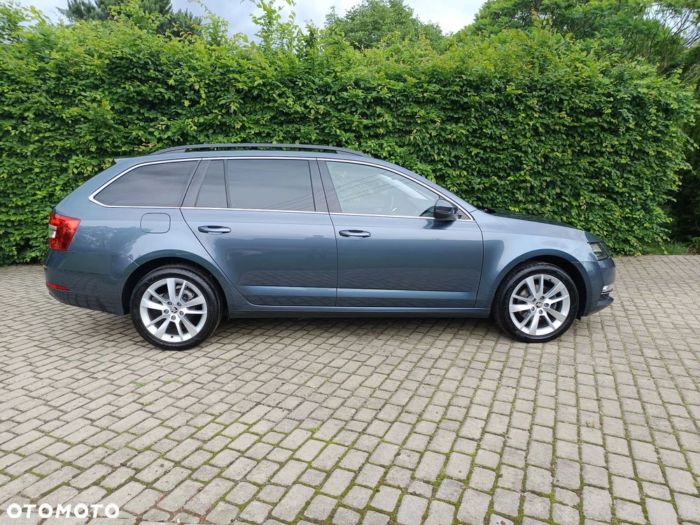 Skoda Octavia 1.5 TSI ACT Style DSG - 5