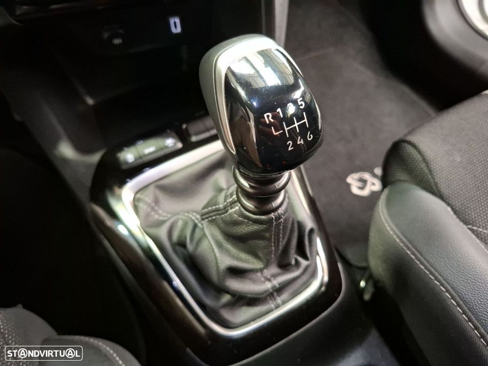 Opel Corsa 1.2 T GS - 19