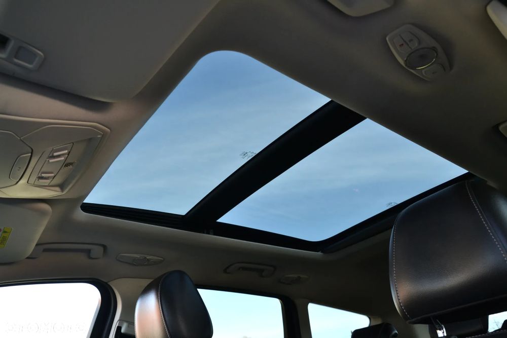 Ford Kuga 2.0 TDCi FWD Titanium - 6