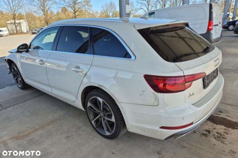 Audi A4 Avant 40 TDI quattro S tronic S line - 4