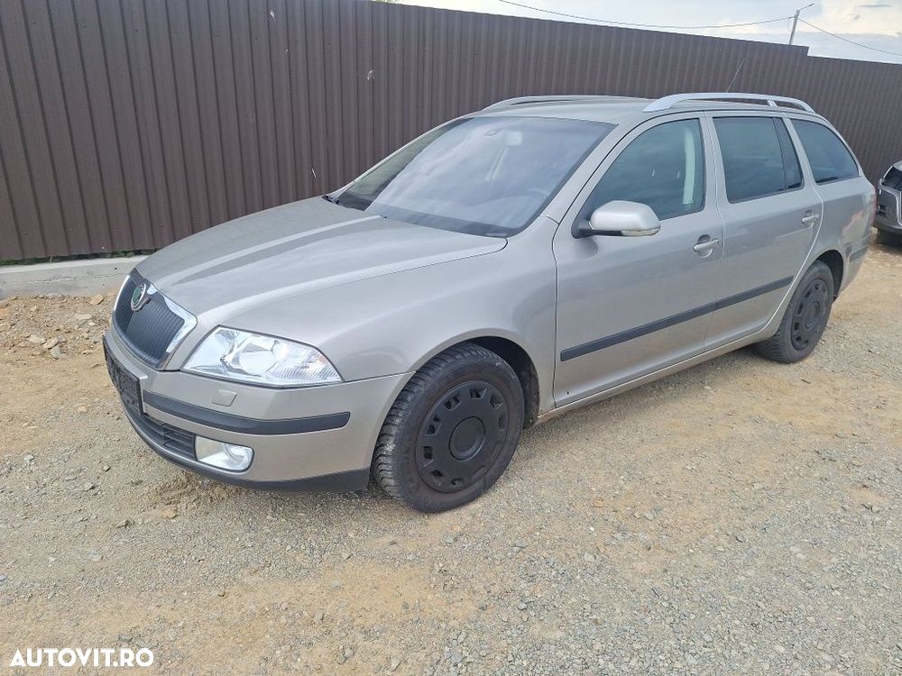 Dezmembrez Skoda Octavia 2 2.0 tdi BMM 4X4 1.8 BZB cod culoare 9102 9202 interior piele xenon - 3