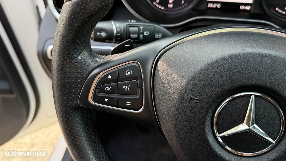 Mercedes-Benz C 300 h AMG Line - 25