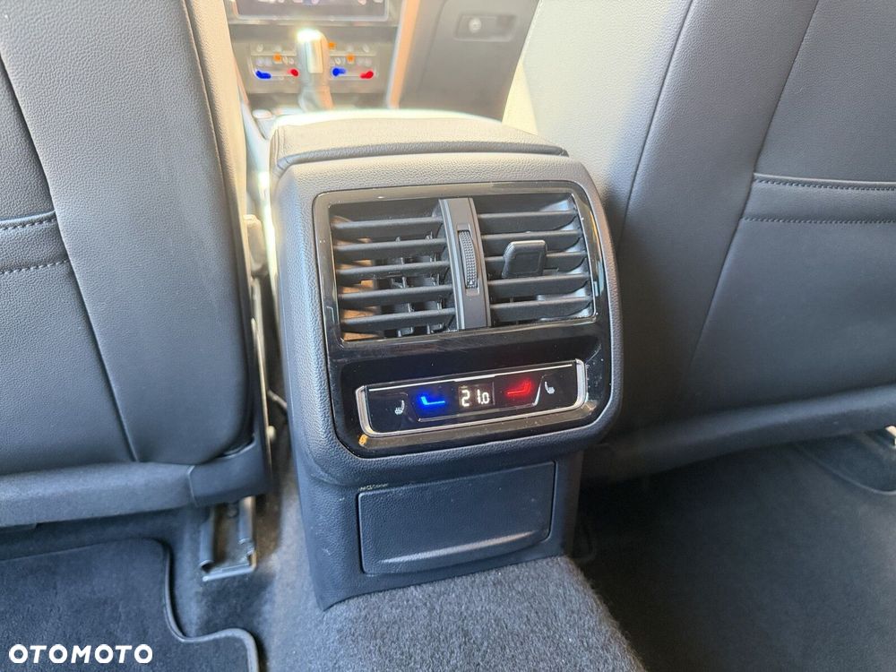 Volkswagen Arteon 2.0 TSI Elegance DSG - 34