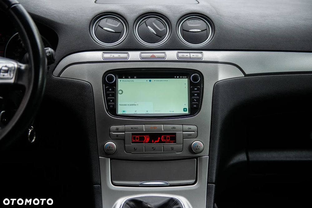 Ford Galaxy 2.0 TDCi Ghia - 29