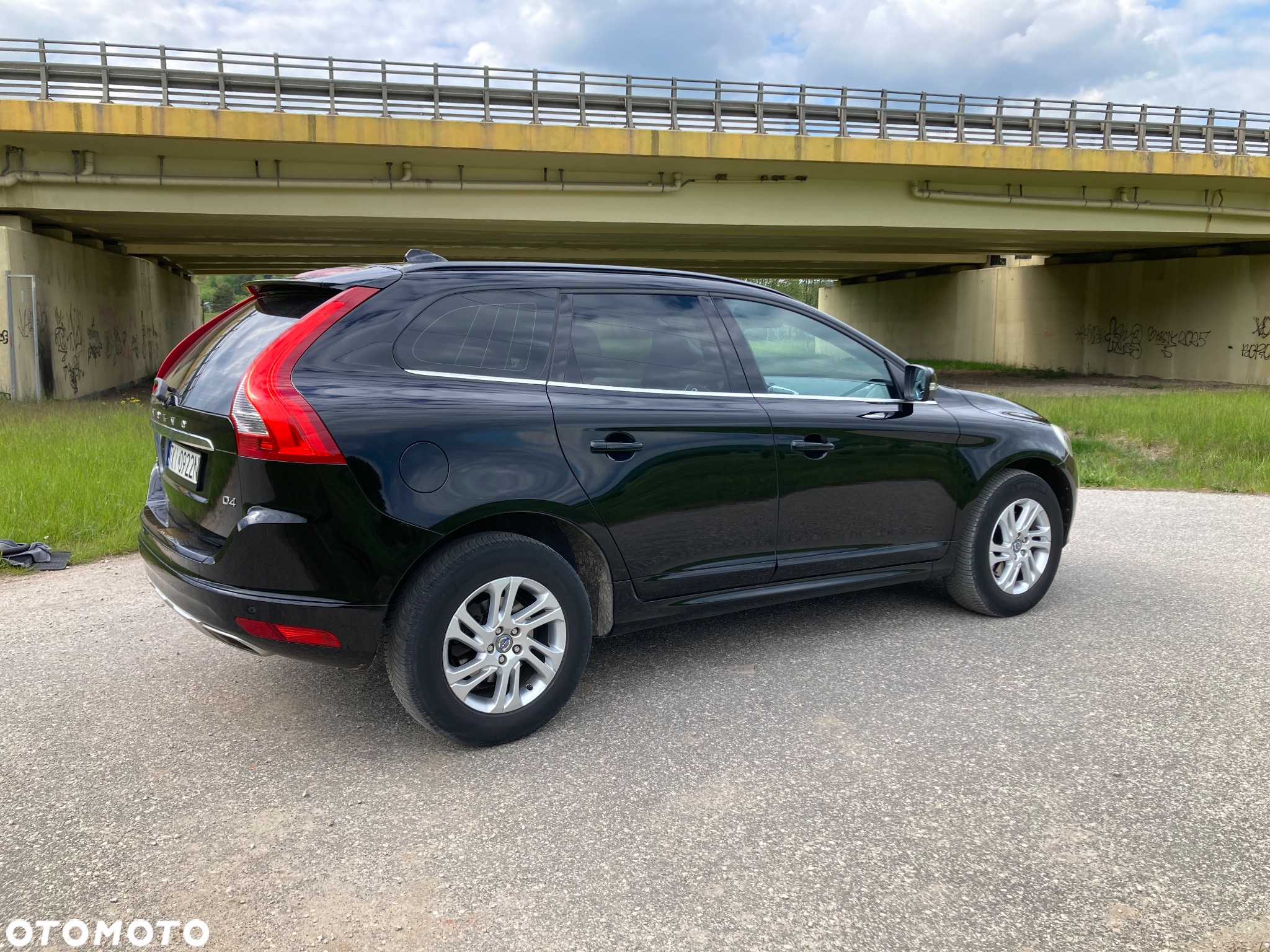 Volvo XC 60 D4 Drive-E Momentum - 5