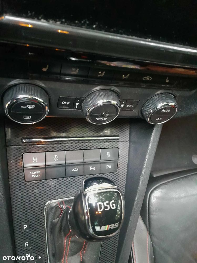 Skoda Octavia 2.0 TDI RS DSG - 24