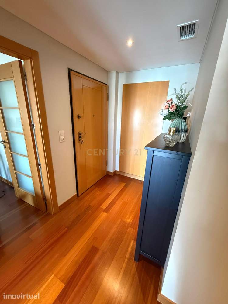 Apartamento T2 Moderno em Odivelas com Vista para a Cidade - Grande imagem: 2/22