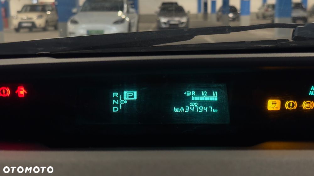 Toyota Prius 1.5 VVT-i Sol - 8