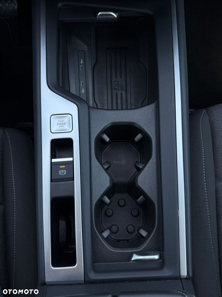 Volkswagen Passat - 23