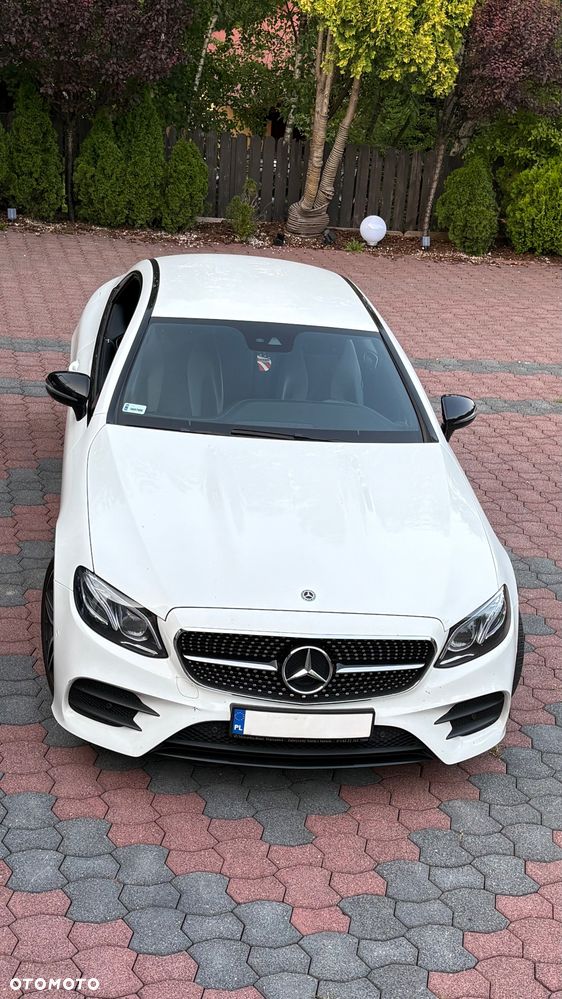 Mercedes-Benz Klasa E 300 9G-TRONIC - 2