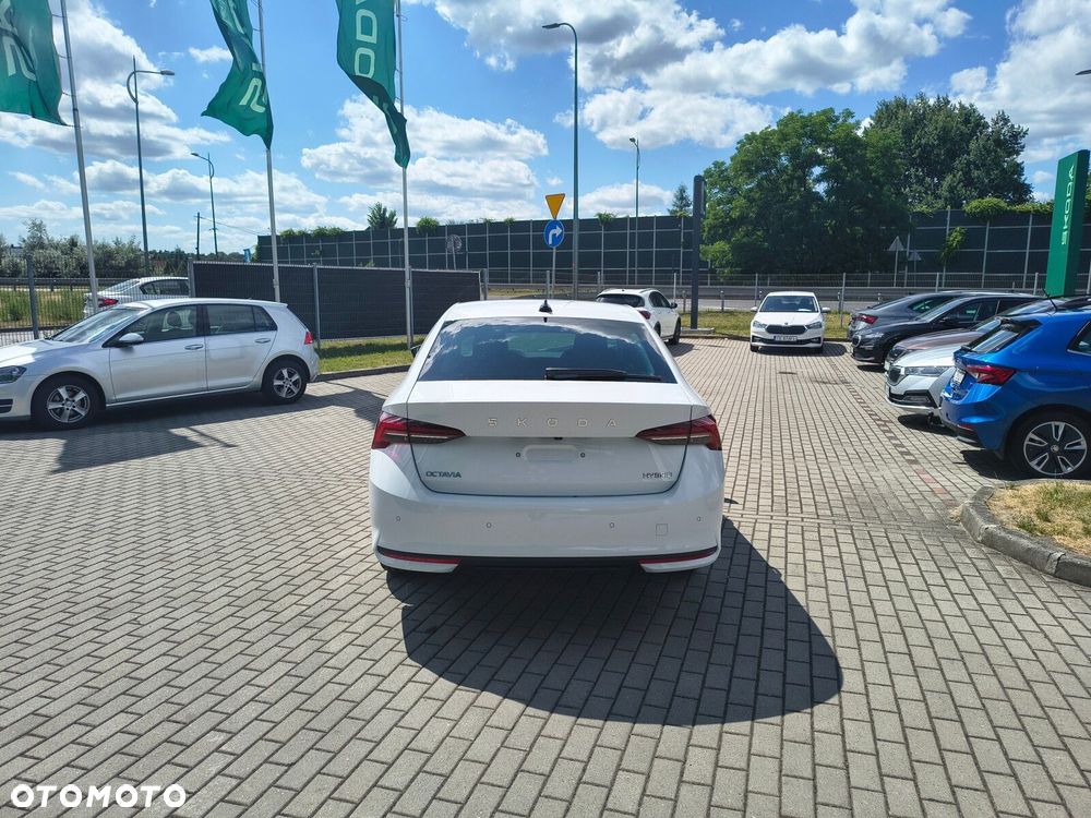 Skoda Octavia 1.5 TSI mHEV Drive Selection DSG - 7