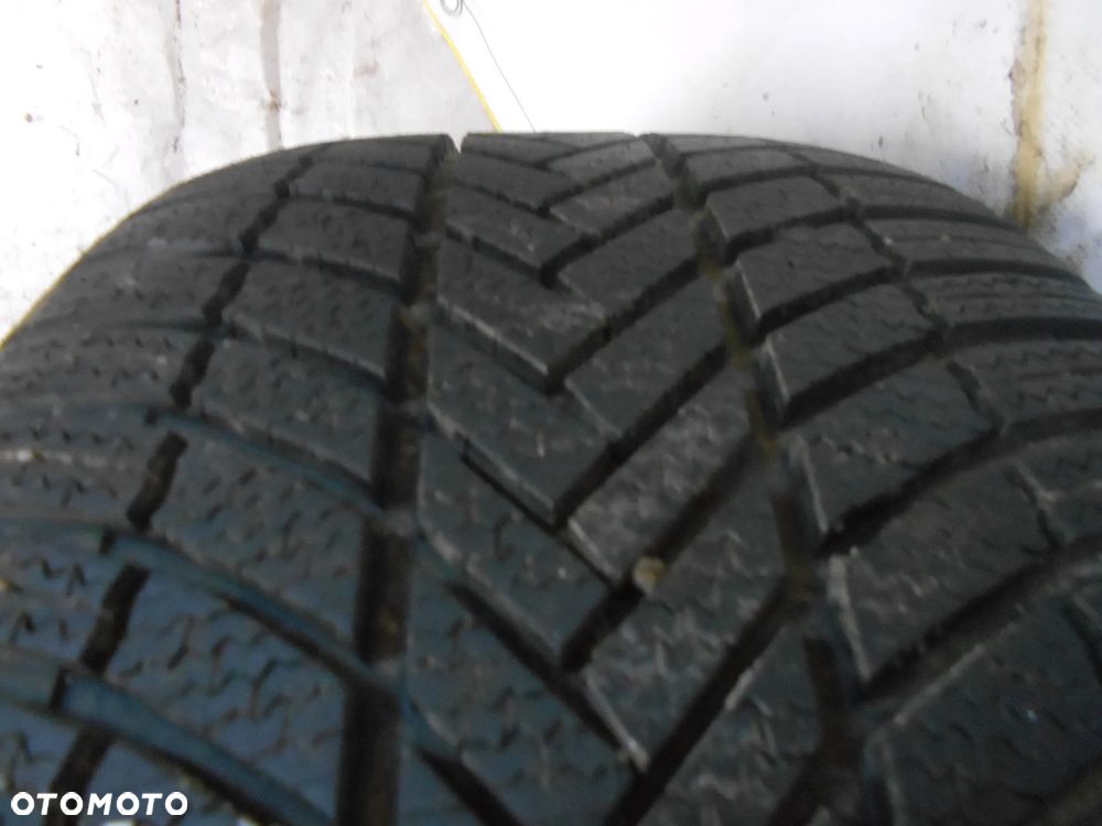 OPONA POJEDYNKA 285/40R21 BRIDGESTONE BLIZZZAK LM 005 DOT 1124 7.7MM - 2