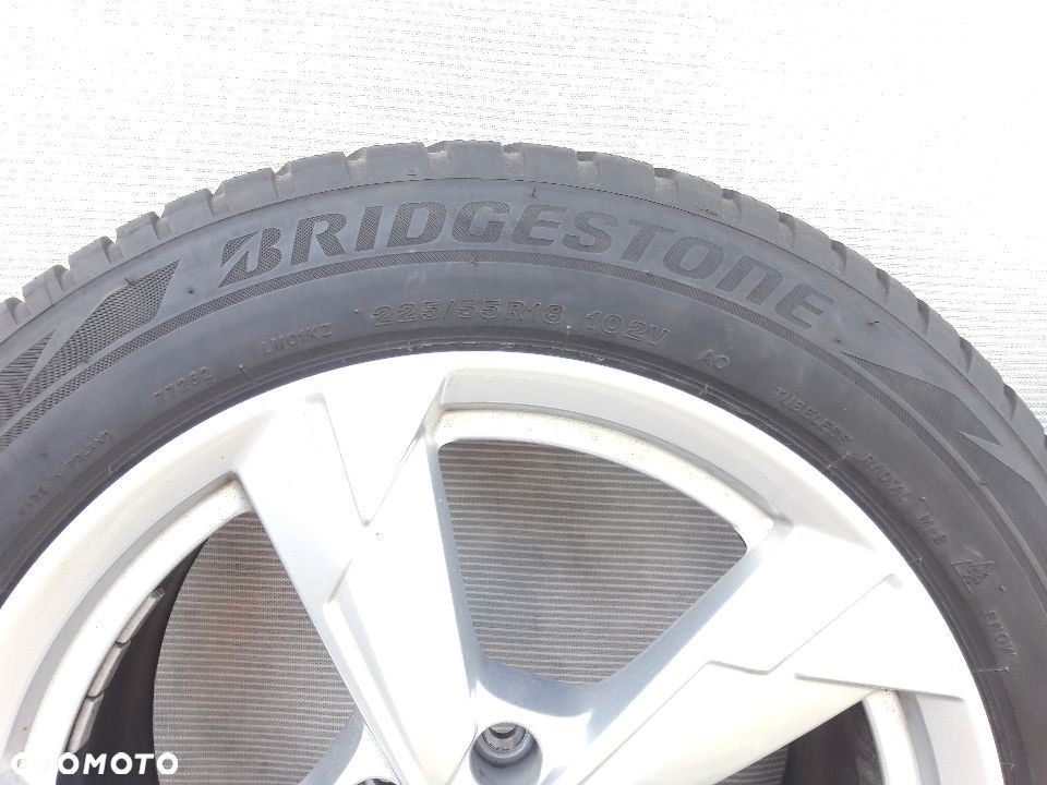 KOLA ZIMA 8X18 ET39 AUDI 4K0601025D - 3