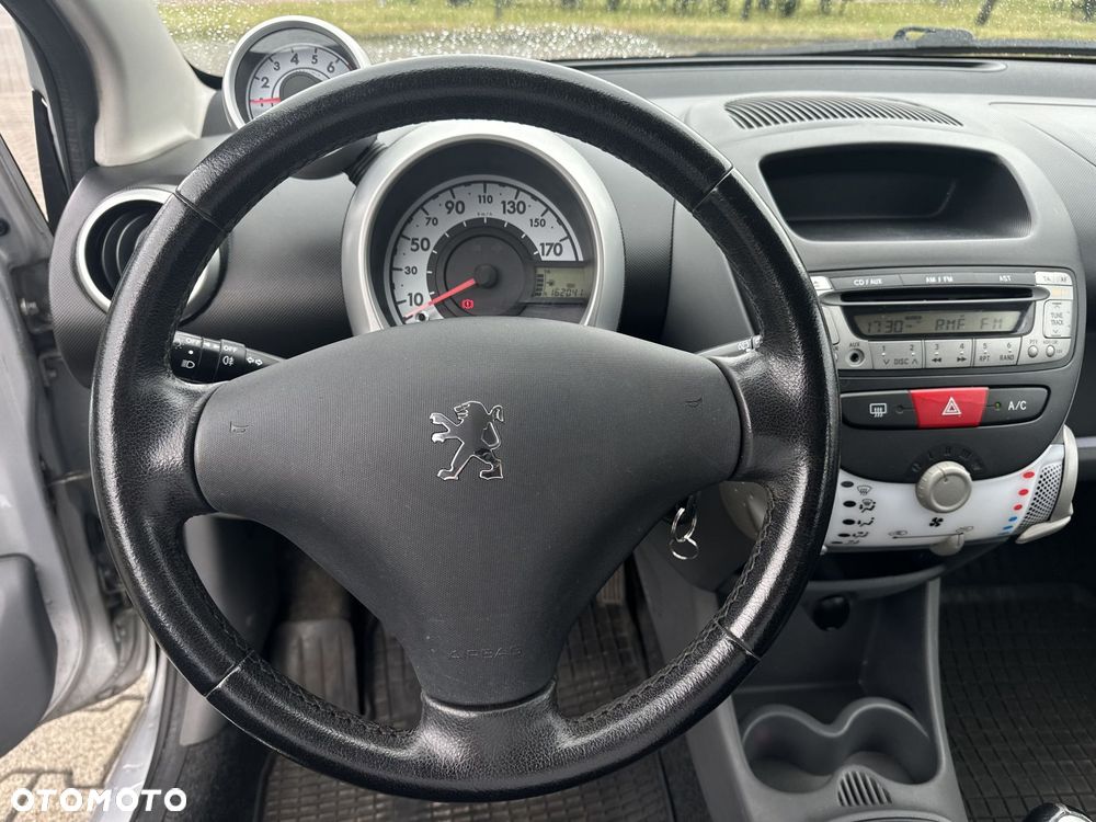 Peugeot 107 1.0 Trendy - 18
