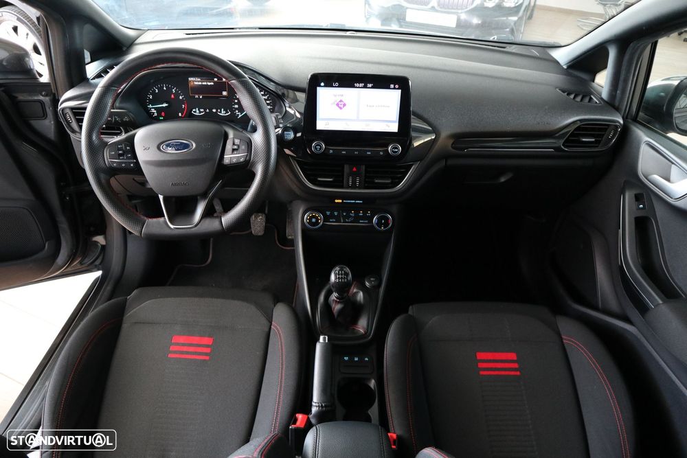 Ford Fiesta 1.0 EcoBoost ST-Line - 11