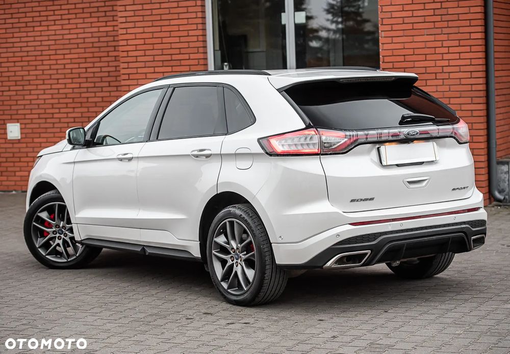 Ford Edge 2.0 TDCi Bi-Turbo 4x4 Titanium - 9