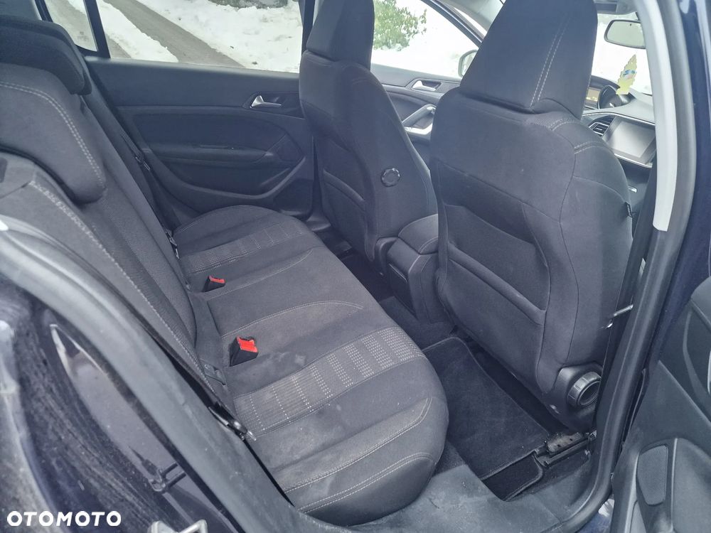 Peugeot 308 1.6 BlueHDi Style S&S - 21