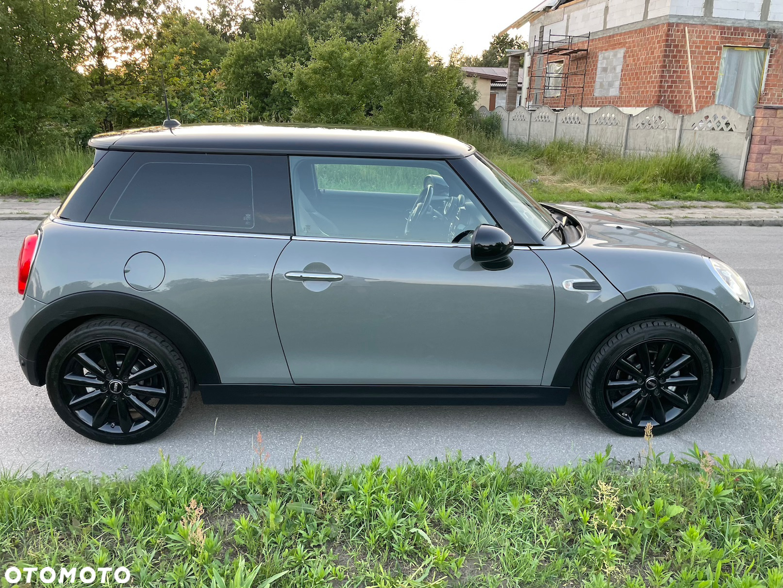 MINI Cooper Anniversary Edition - 10