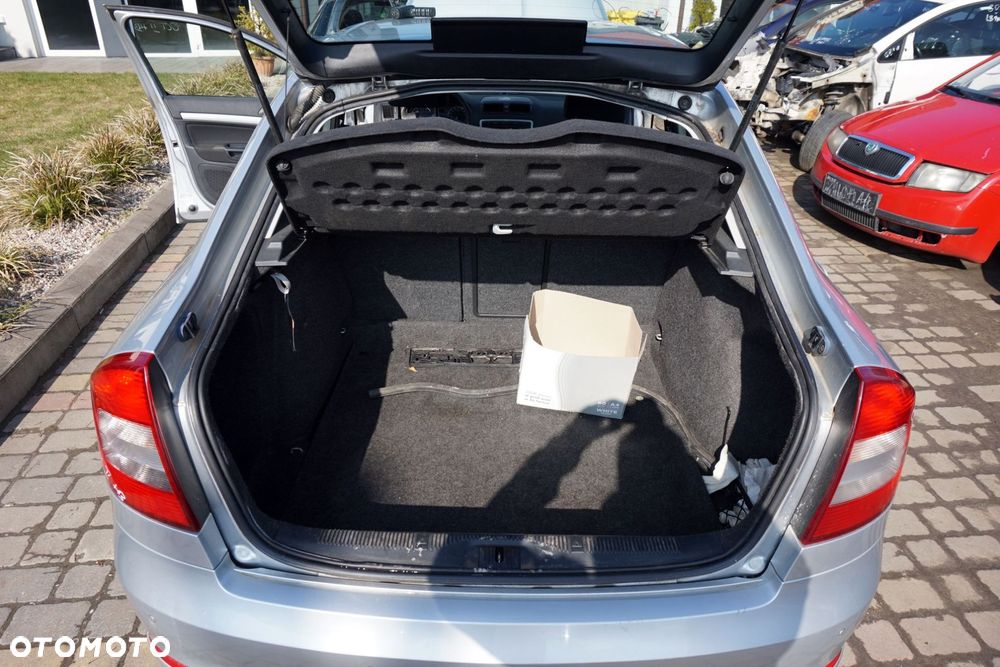 SKODA OCTAVIA II LIFT 5D HB 2010 9156 1.8 FSI CDAA 160KM MDP SREBRNY na części - 13