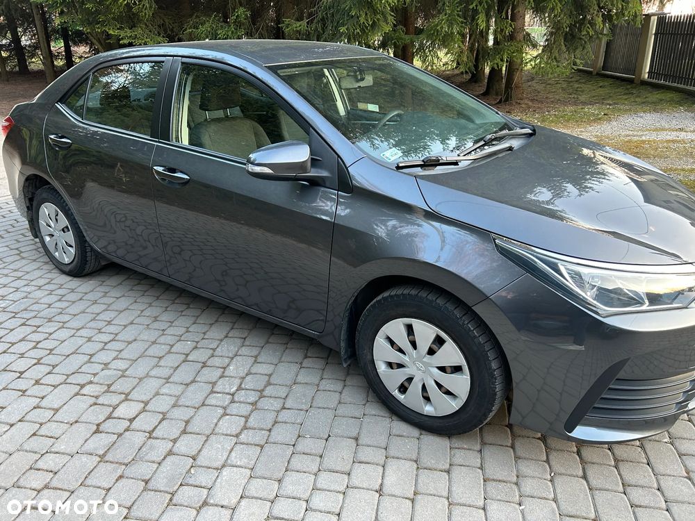 Toyota Corolla 1.6 Executive - 3