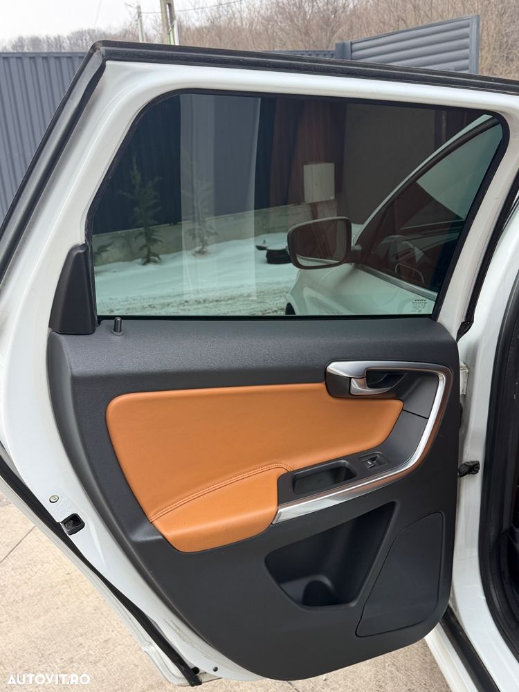 Volvo XC 60 D4 VEA Start-Stop Momentum - 7