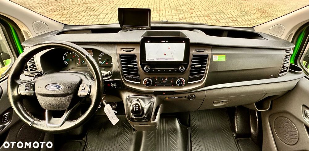 Ford TRANSIT CUSTOM - 4