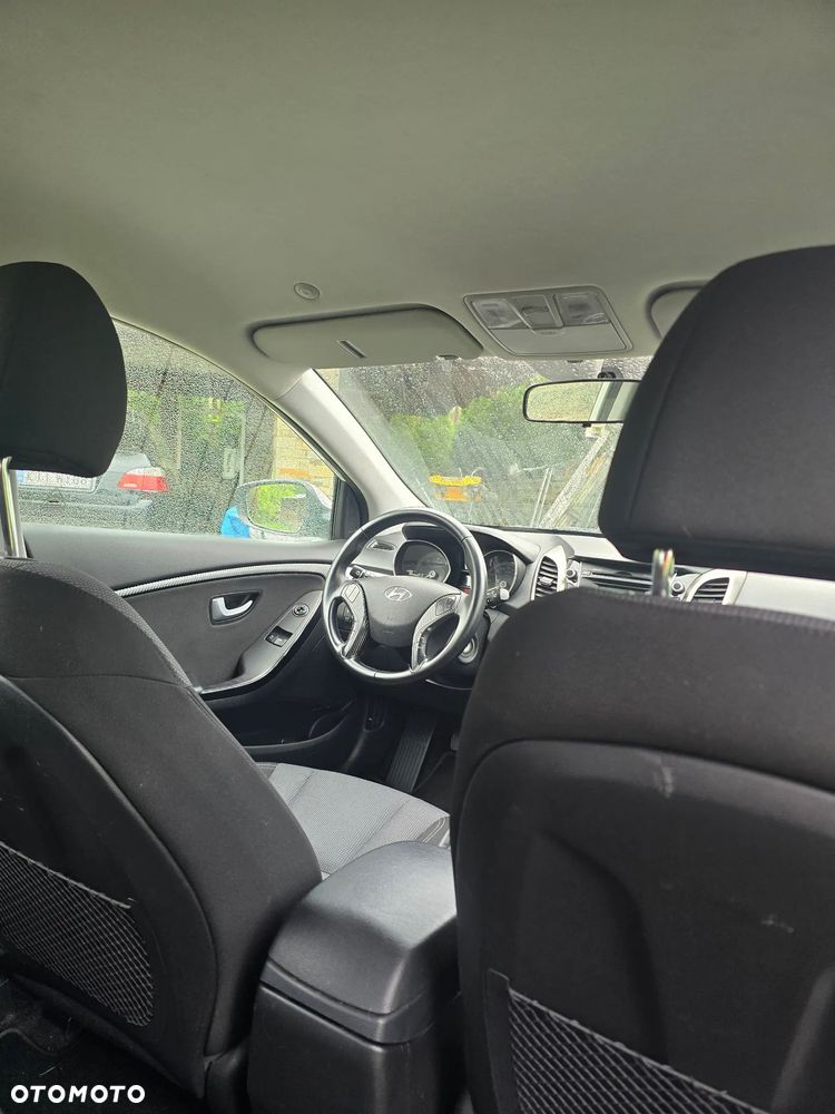 Hyundai i30 1.4 CRDi Advantage - 12