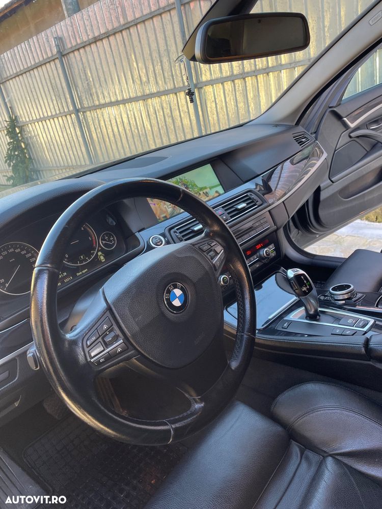 BMW Seria 5 520d - 7
