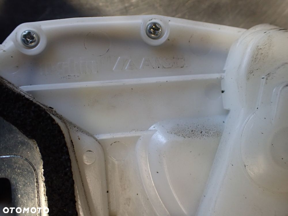 ZAMEK LEWY TYŁ DRZWI FIAT SEDICI 1.9 - 3