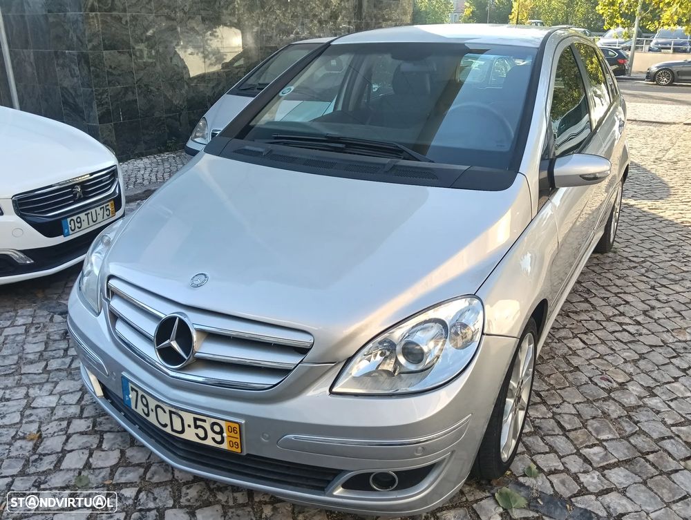 Mercedes-Benz B 180 CDi Autotronic - 20