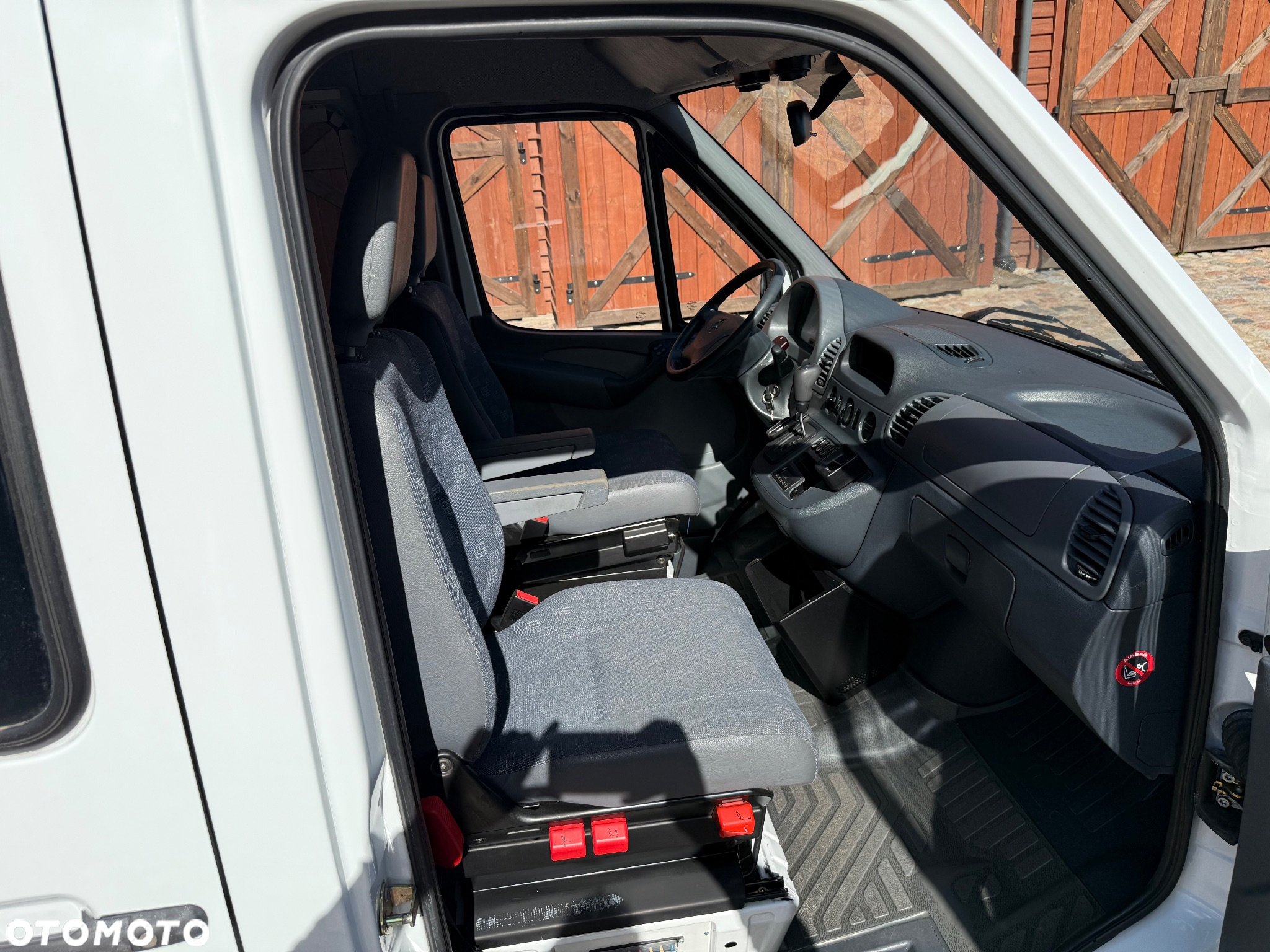 Mercedes-Benz Sprinter 416 Maxi 104 tys przebiegu Perfekcyjny Stan Webasto Klima Automat - 12