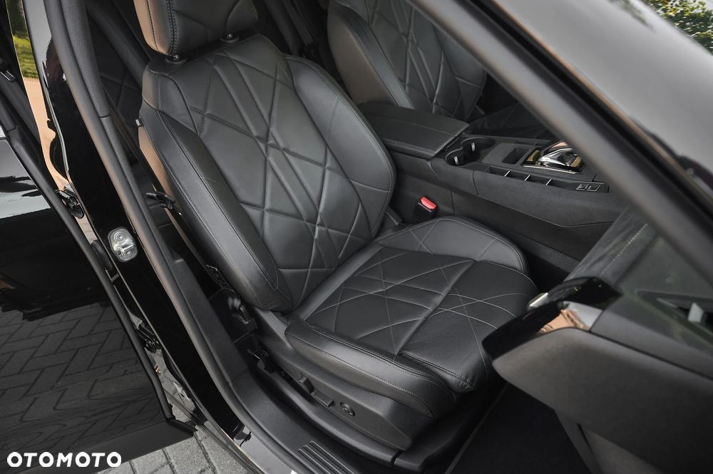 DS Automobiles DS 7 Crossback 1.6 E-Tense Performance Line + - 24