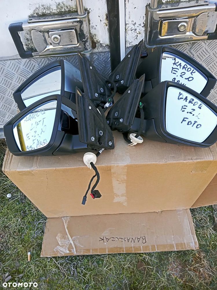 LUSTERKO Lewe  Prawe SKODA KAROQ różne funkcje asystent fotohrom - 23