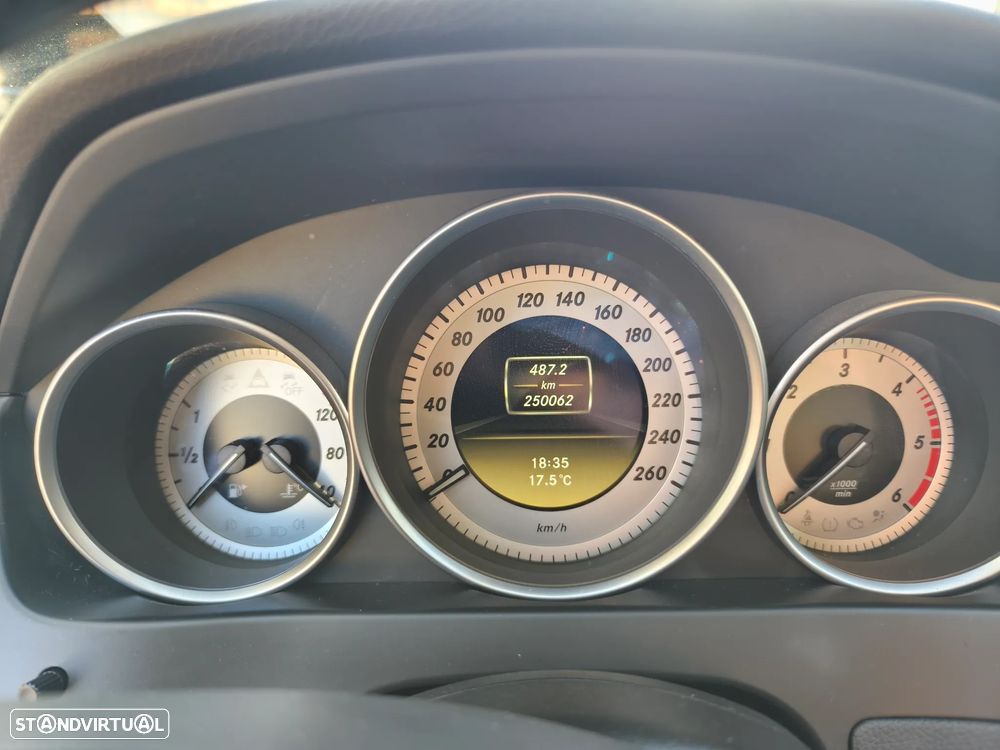 Mercedes-Benz C 200 Station CDI DPF BlueEFFICIENCY Avantgarde - 3