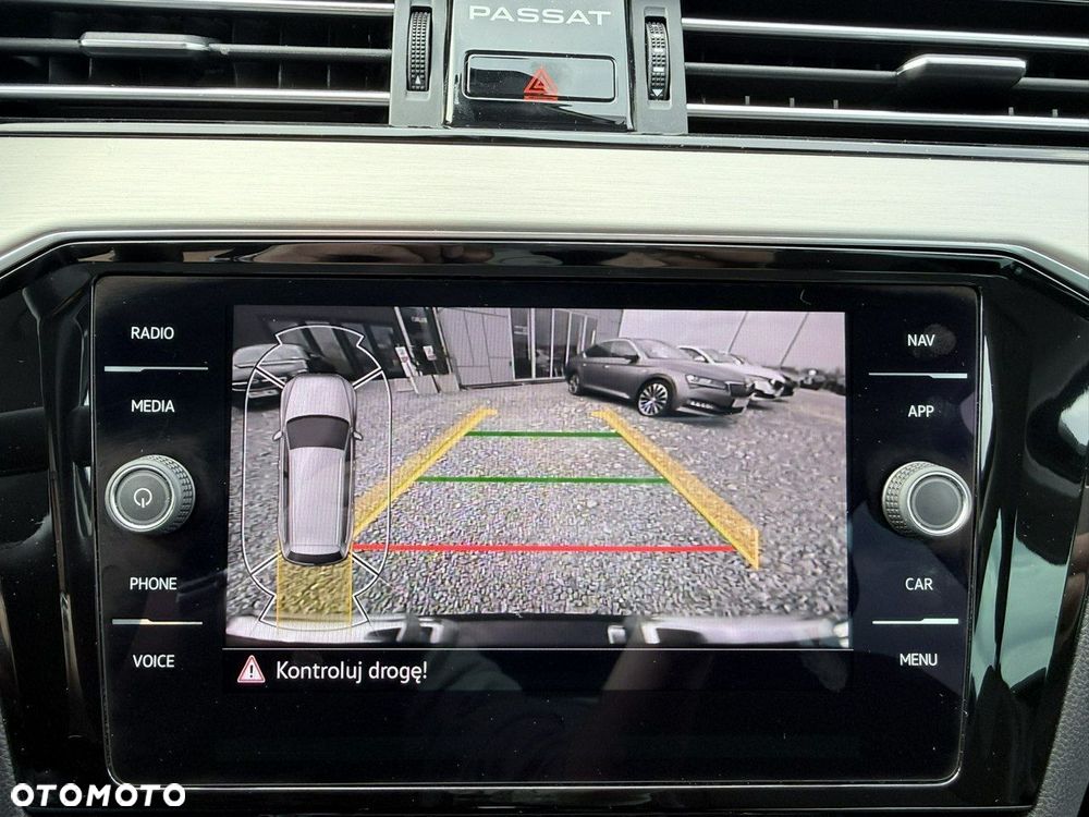 Volkswagen Passat Variant 2.0 TDI 4Mot Elegance DSG - 40