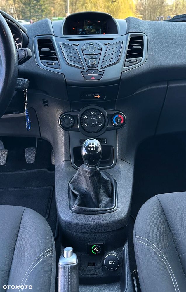 Ford Fiesta - 13