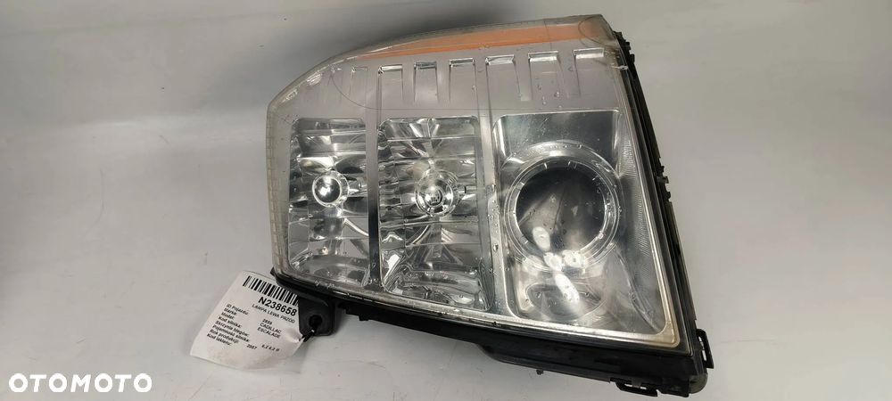 Lampa lewa przód Cadillac Escalade 6.2  2007r. - 5