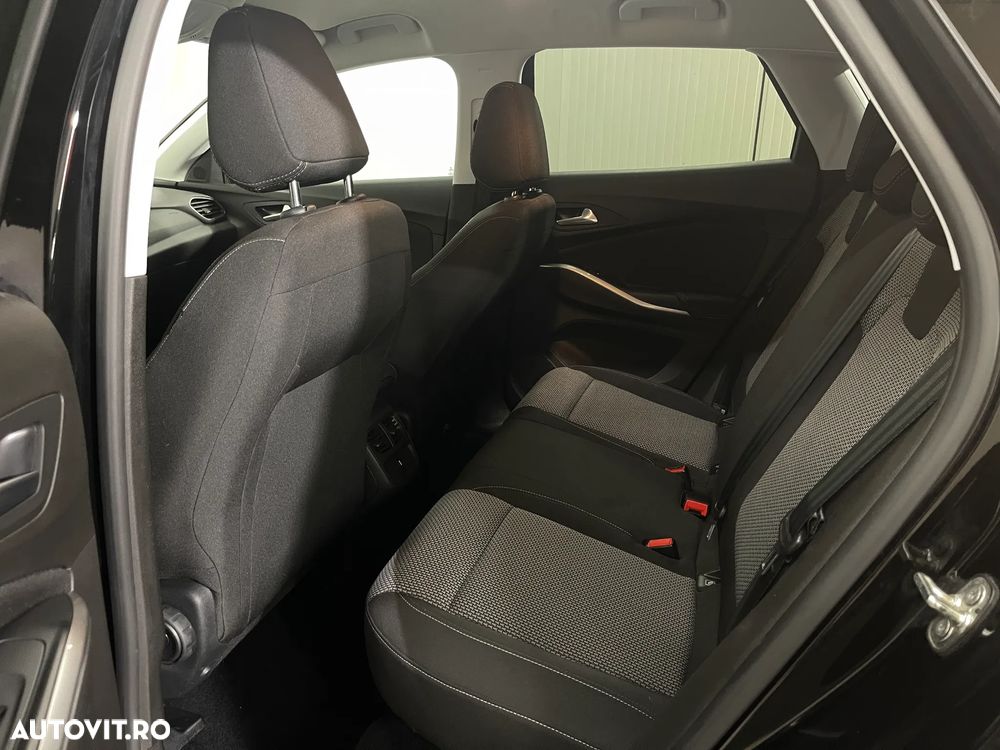 Opel Grandland X 1.2 Start/Stop Automatik Business Edition - 10